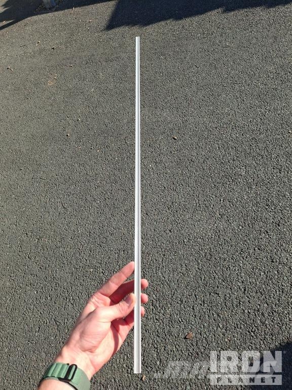 Quantity of (36000) Stakes 0.8 m (grey) ماكينات زراعية - غير ذلك