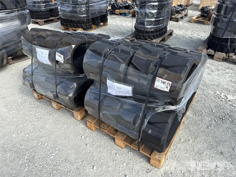 Quantity of (4) 400X72.5X76N Tracks (Unused) Muut