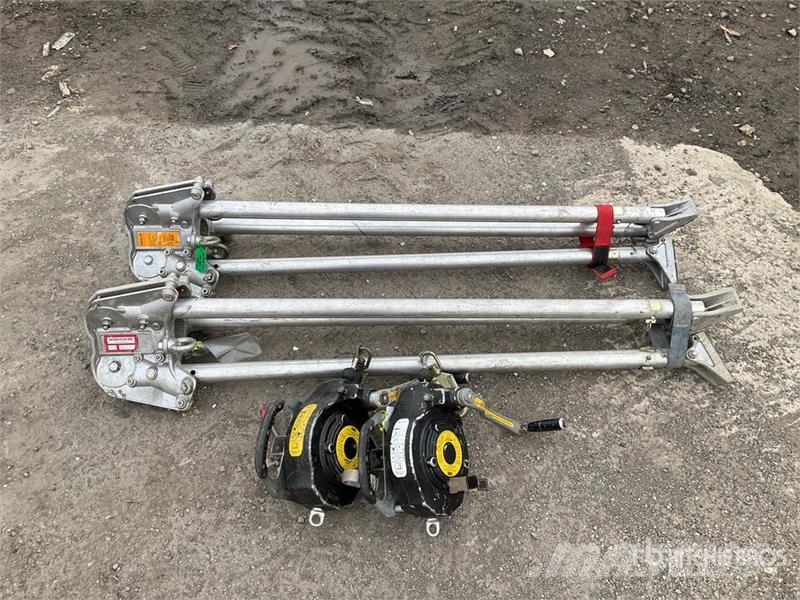 Quantity of (4) ABTECH Safety Winches And Tripods Építőipar - Egyebek