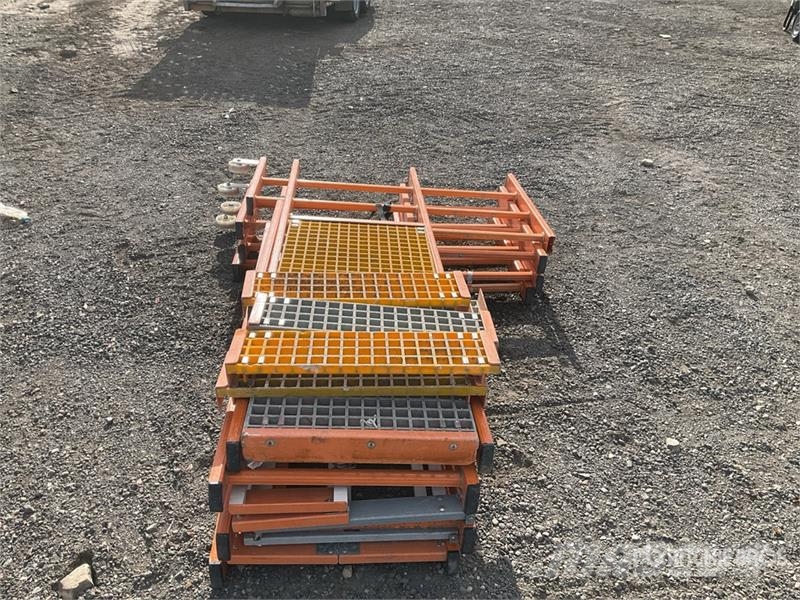 Quantity of (4) Clow Group Work Platform Other components
