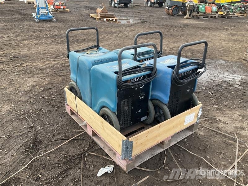  Quantity of (4) Dehumidifier Other components