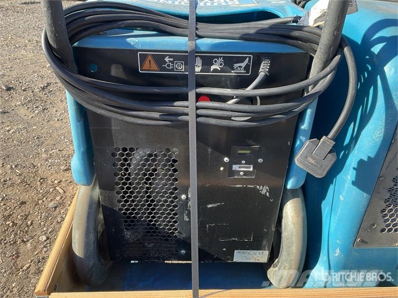 Quantity of (4) Dri-Eaz F435 Dehumidifier Andere Zubehörteile
