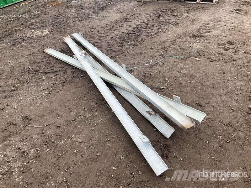  Quantity of (4) Fence Post Skrabere