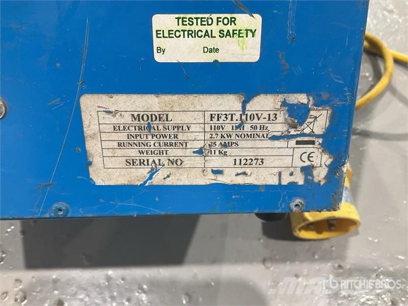 Quantity of (4) FF3T Space Heater Ogrevalna in odtajevalna oprema