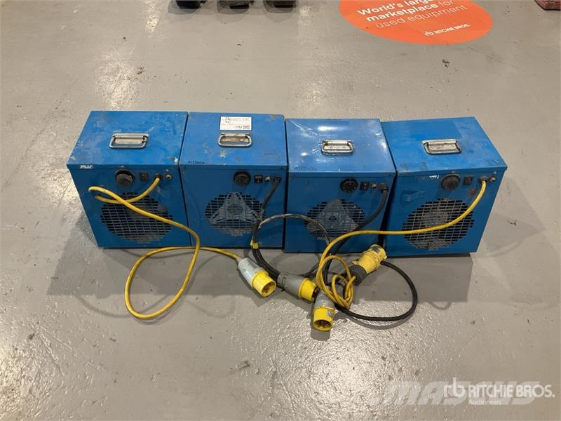 Quantity of (4) FF3T Space Heater Ogrevalna in odtajevalna oprema