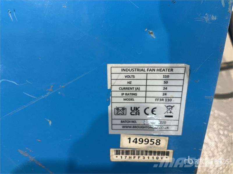 Quantity of (4) FF3T Space Heater Ogrevalna in odtajevalna oprema