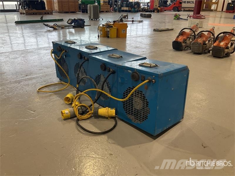 Quantity of (4) FF3T Space Heater Ogrevalna in odtajevalna oprema