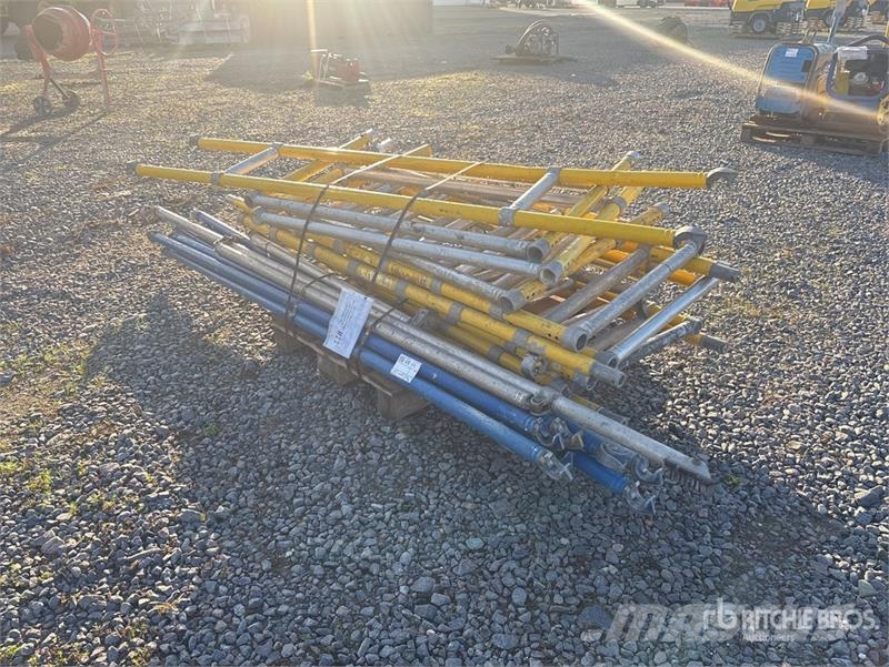 Quantity of (4) Instant INS205 DW G-Rail Frame 0.7 Ehitustellingud