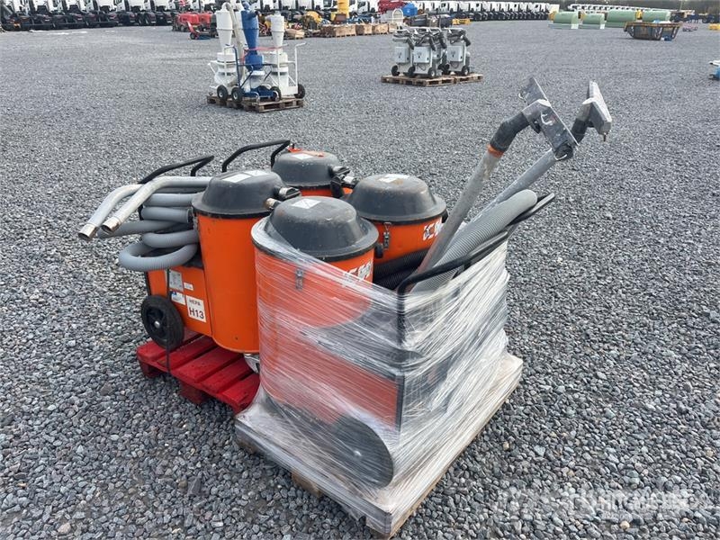 Quantity of (4) Kiekens B192 Vacuum Cleaner 진공 청소기
