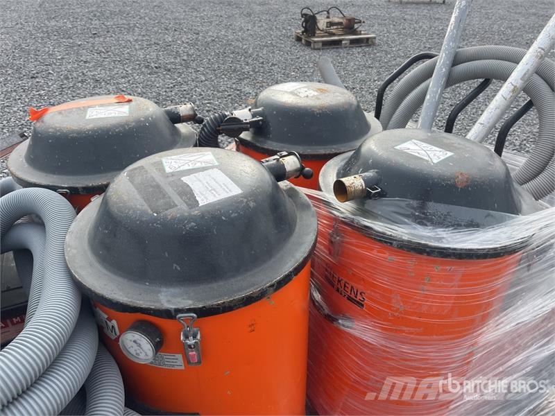 Quantity of (4) Kiekens B192 Vacuum Cleaner 진공 청소기