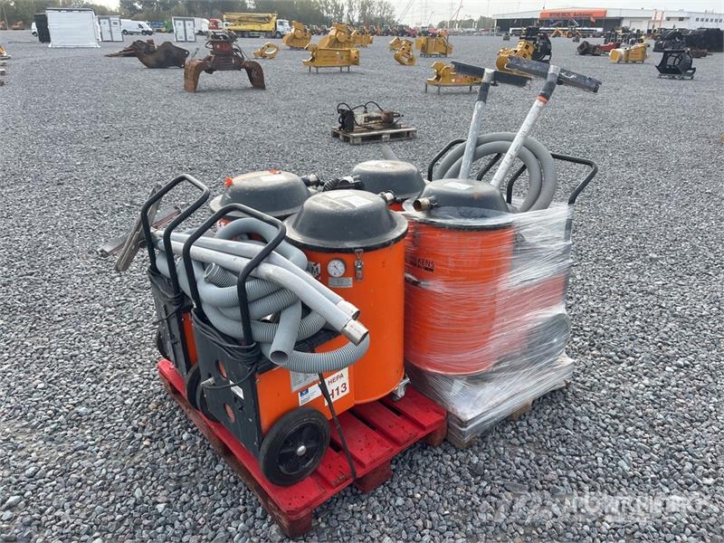 Quantity of (4) Kiekens B192 Vacuum Cleaner 진공 청소기