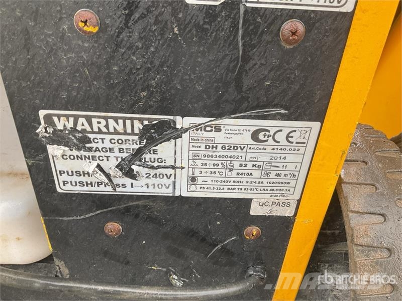Quantity of (4) MCS DH62DV Dehumidifier مكونات أخرى