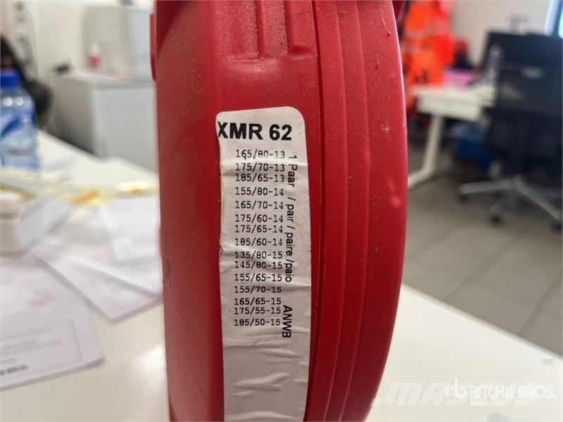 Quantity of (4) Pewag Brenta-C Snow Chains Andere Zubehörteile