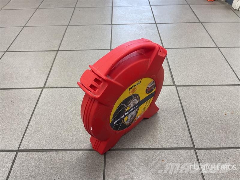 Quantity of (4) Pewag Brenta-C Snow Chains Andere Zubehörteile