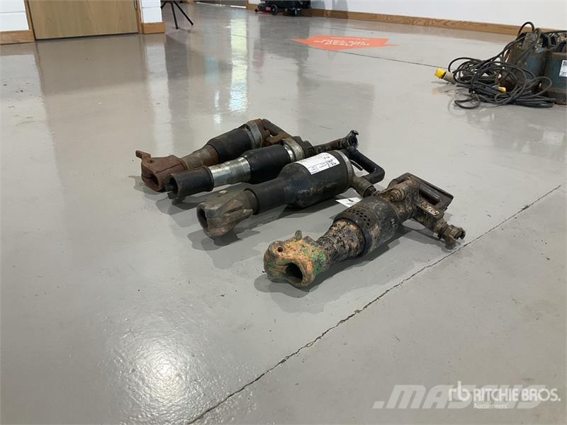  Quantity of (4) Pneumatic Breaker Other components