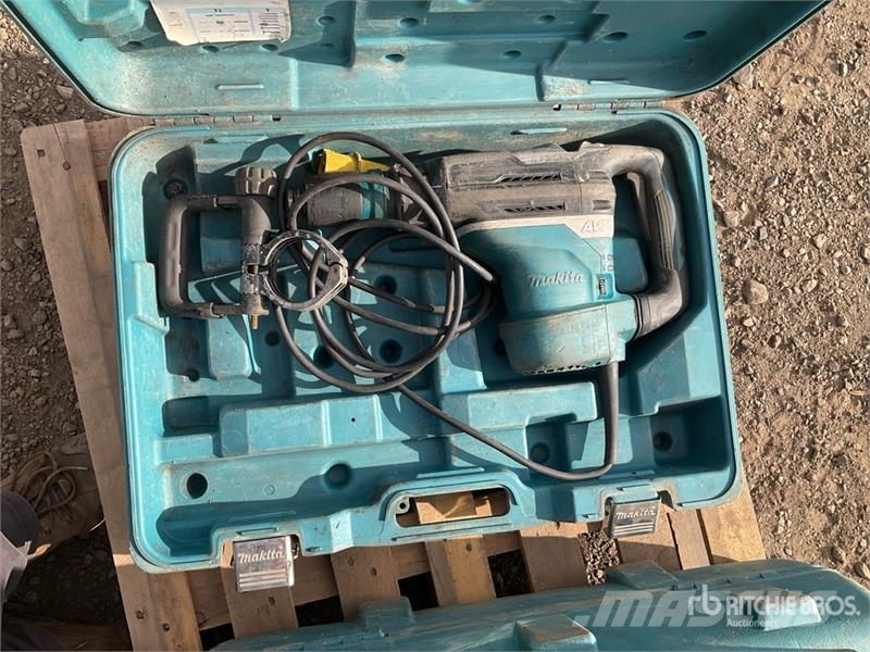 Quantity of (4) Power Tools Other components