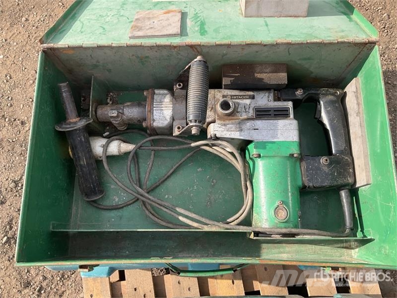 Quantity of (4) Power Tools Other components