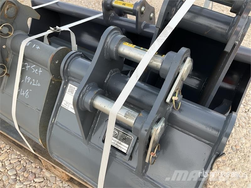 Quantity of (4) Strickland Excavator Bucket - Fits Kašike / Korpe