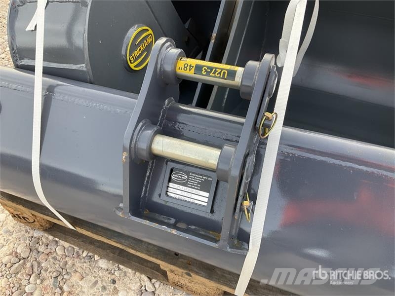 Quantity of (4) Strickland Excavator Bucket - Fits Kašike / Korpe