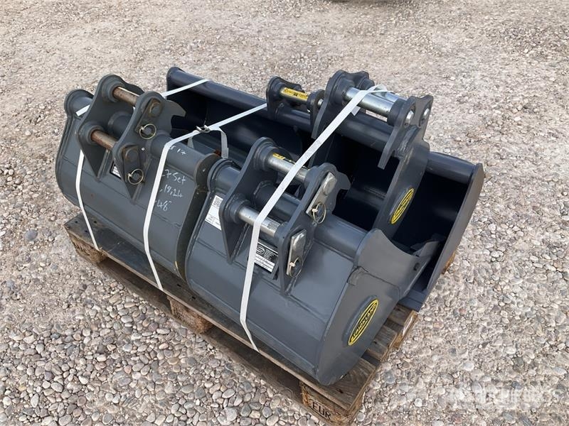 Quantity of (4) Strickland Excavator Bucket - Fits Kašike / Korpe