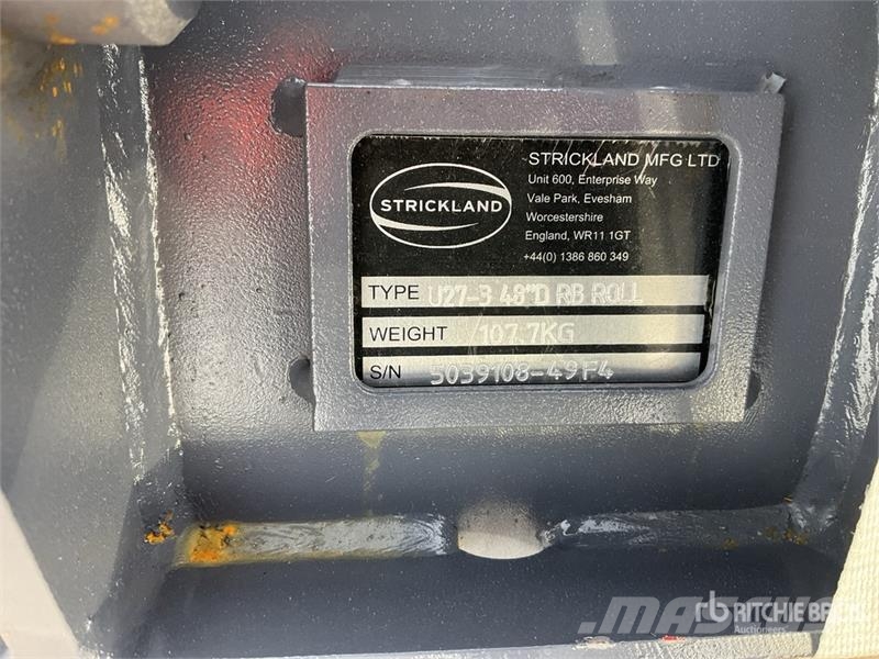  Quantity of (4) Strickland Excavator Bucket - Fits دلاء