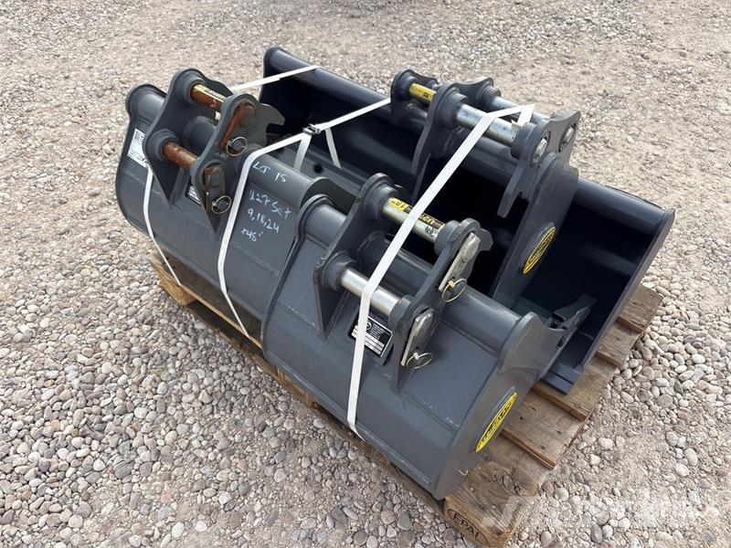  Quantity of (4) Strickland Excavator Bucket - Fits دلاء