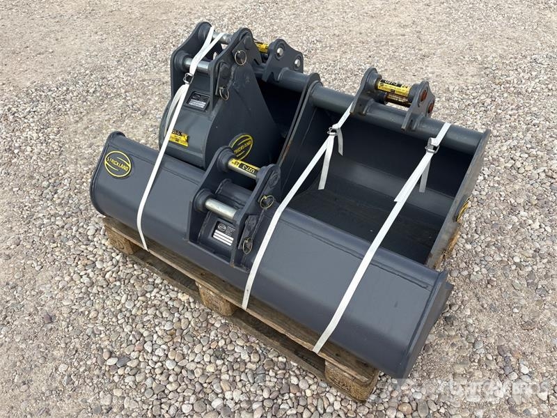  Quantity of (4) Strickland Excavator Bucket - Fits دلاء