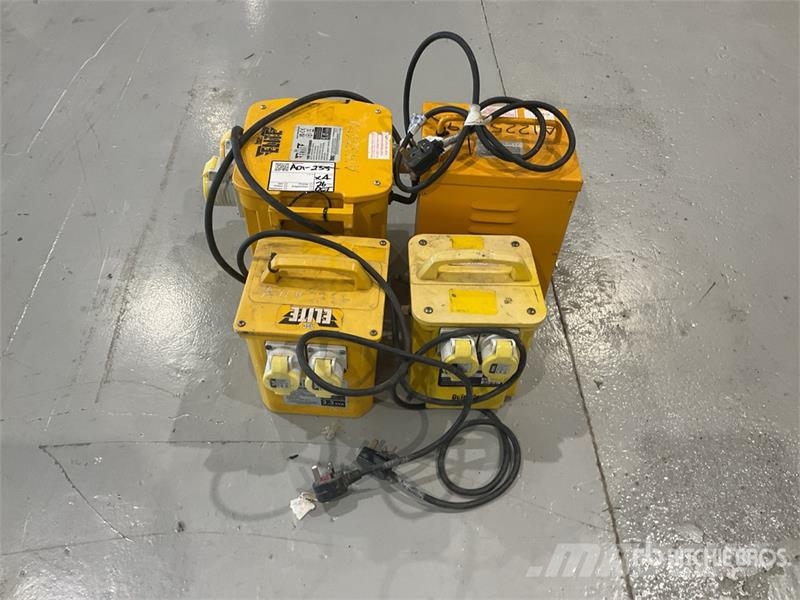  Quantity of (4) Transformer معدات البناء - غير ذلك