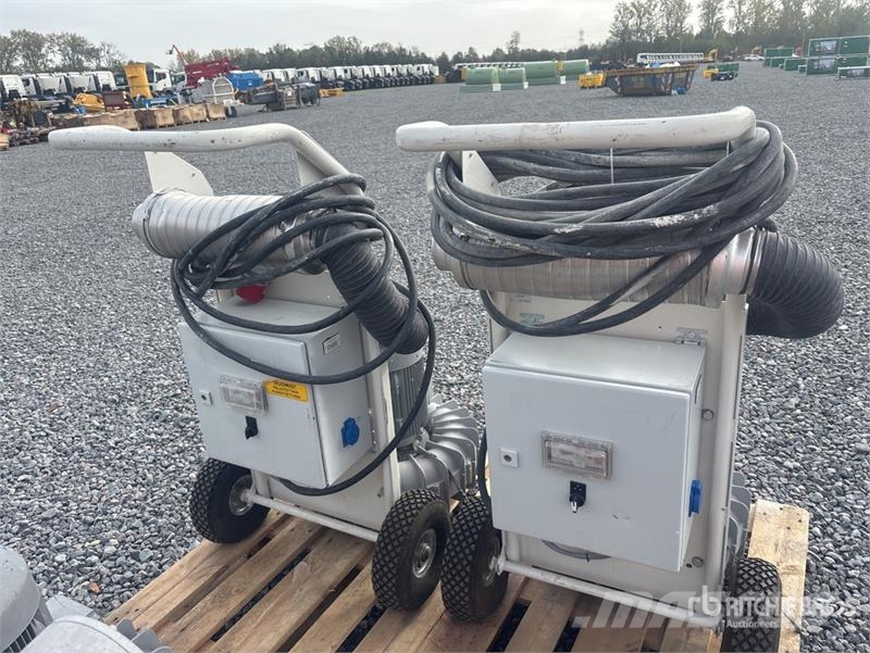 Quantity of (4) Ventur SUCTION UNIT Vacuum Cleaner Vacuum cleaners