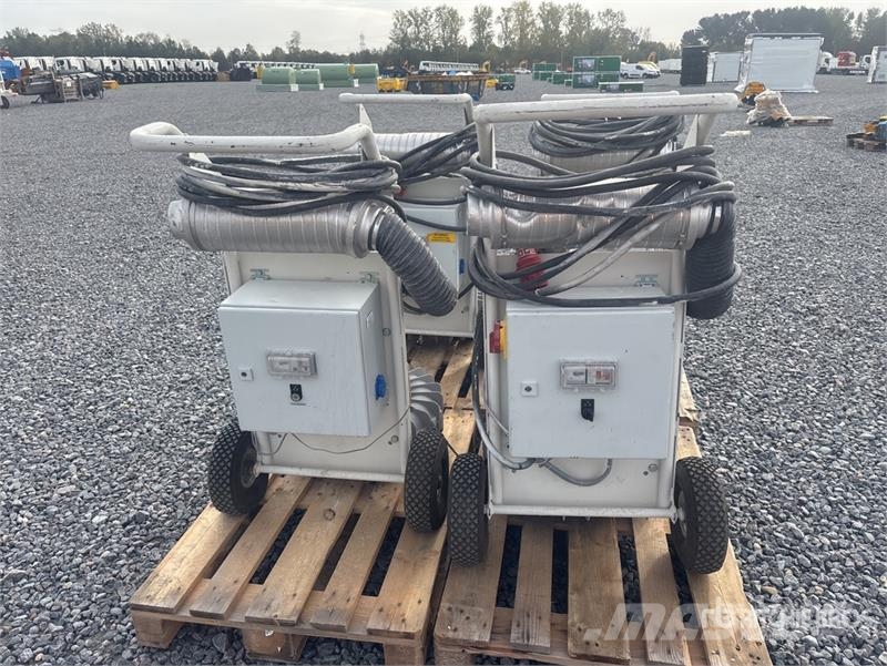 Quantity of (4) Ventur SUCTION UNIT Vacuum Cleaner Vacuum cleaners
