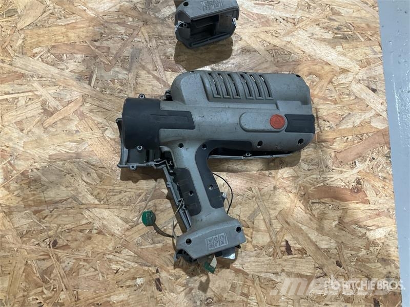 Quantity of (4) Vonarx Crimper Andere Zubehörteile