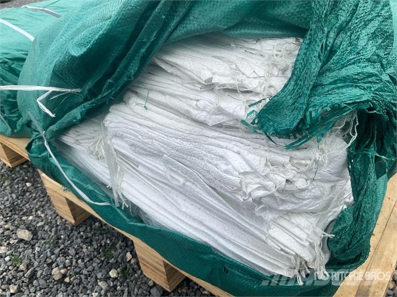 Quantity of (4000) Bauer Sandsack (Unused) Ostale komponente