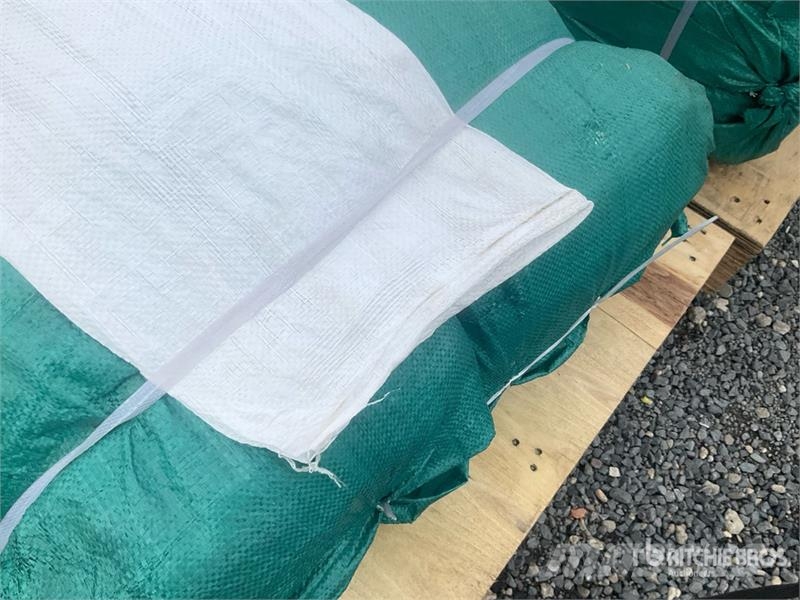 Quantity of (4000) Bauer Sandsack (Unused) Ostale komponente