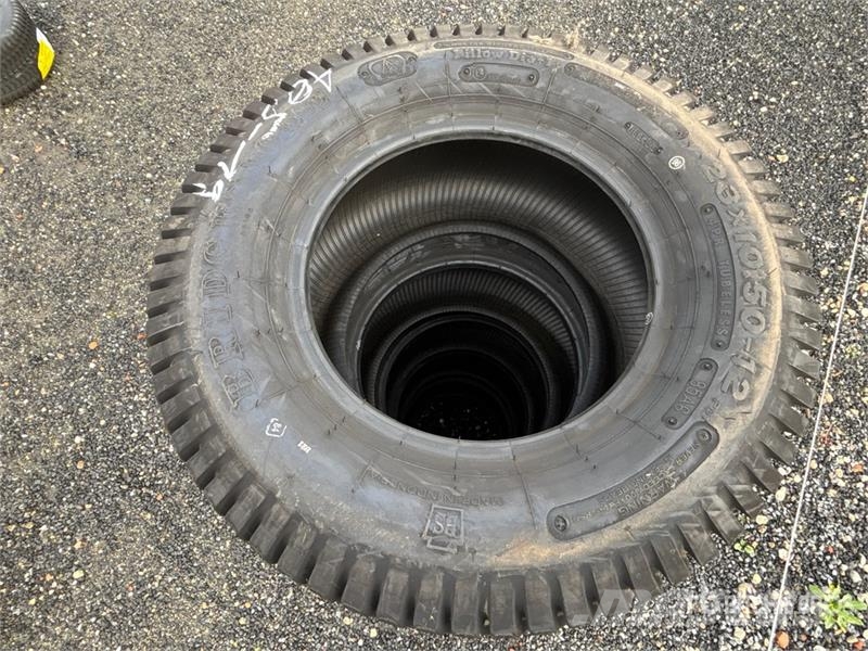 Quantity of (5) Bridgestone 23x10.50-12 Tires Gume, točkovi i felne