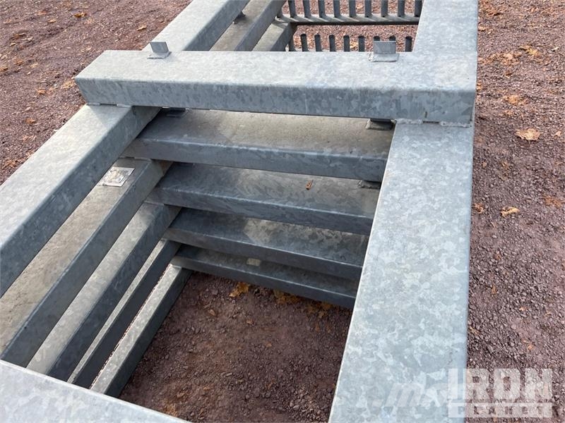 Quantity of (5) Heras GESTELL BAUZAUN Temporary F Kmetijstvo - drugo