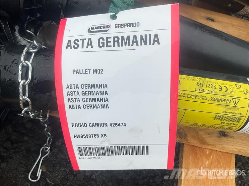 Quantity of (5) PTO Shafts (Unused) Andere Zubehörteile