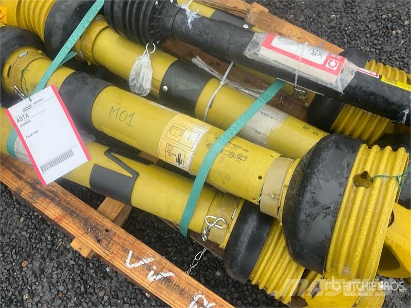 Quantity of (5) PTO Shafts (Unused) Andere Zubehörteile