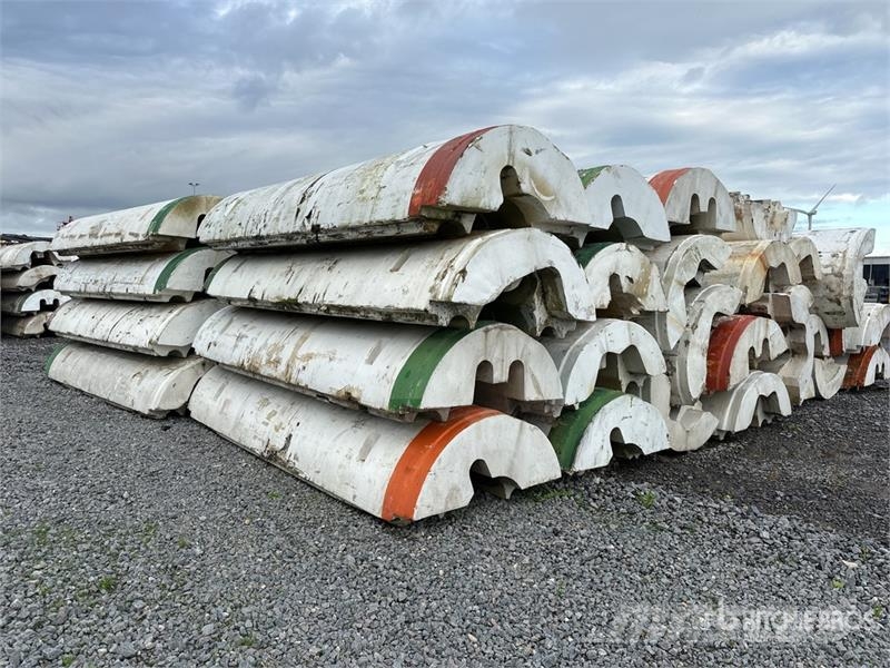  Quantity of (50) Heavy Duty Offshore GRP Marine Fl その他部品
