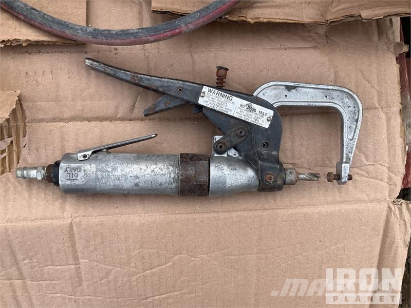 Quantity of (6) Air Tools Other components