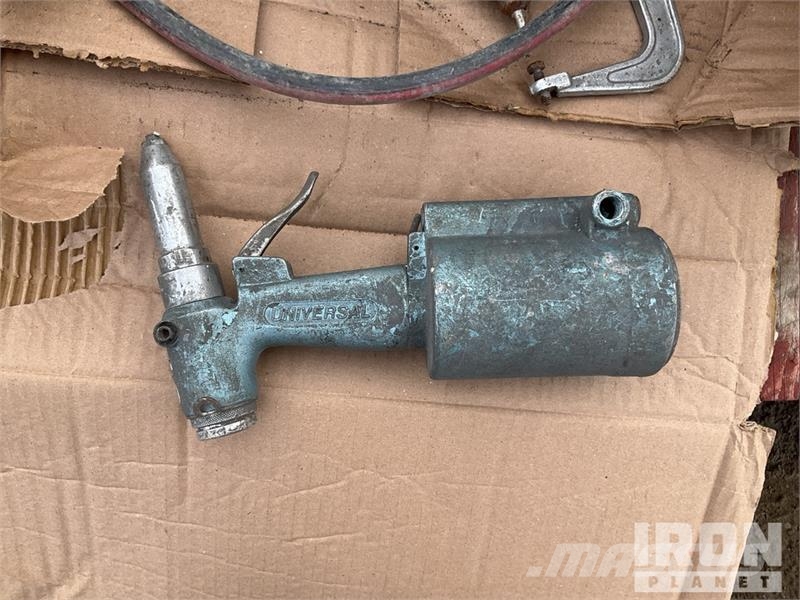 Quantity of (6) Air Tools Other components