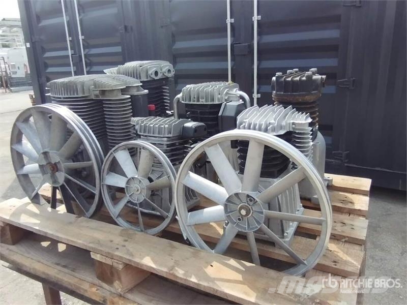 Quantity of (6) Pump Units Air Compressor Компресори