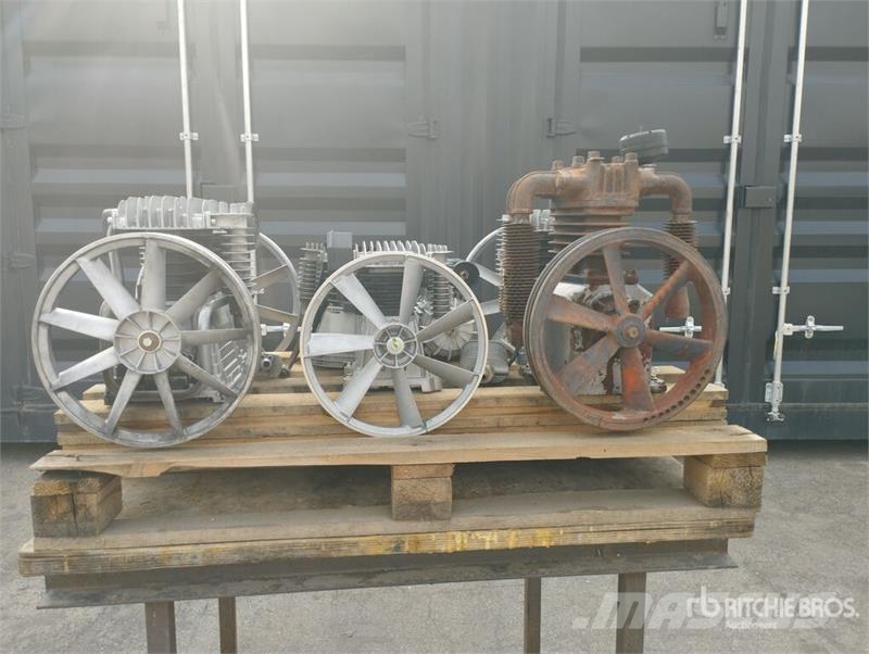 Quantity of (6) Pump Units and Engines Air Compres Kompresszorok