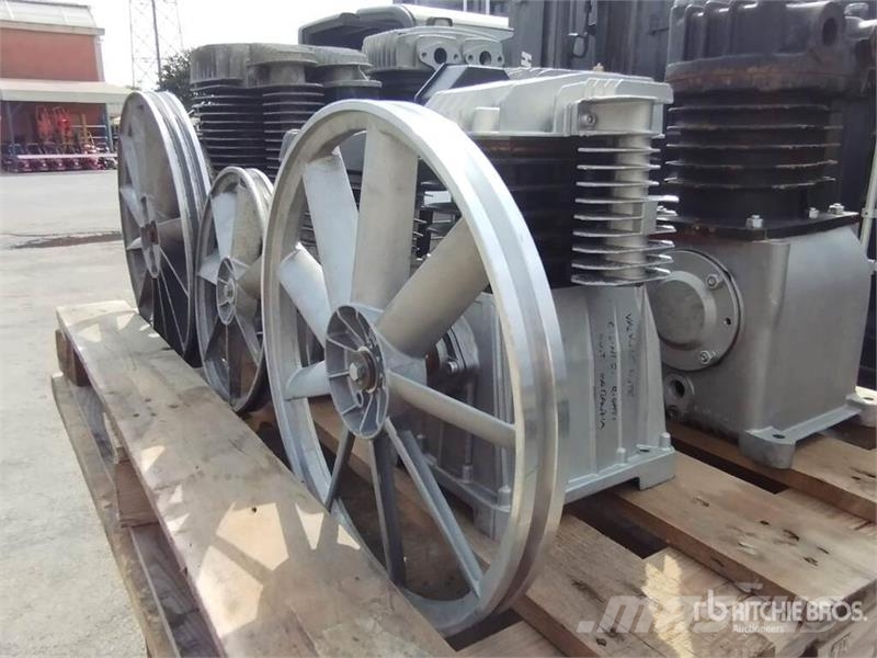 Quantity of (6) Pump Units Air Compressor Компресори