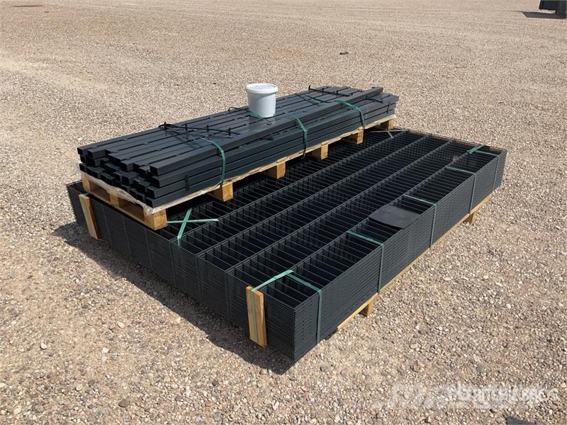 Quantity of 75 Meter (1,83m x 2,50m) Site Fence (U Andet tilbehør