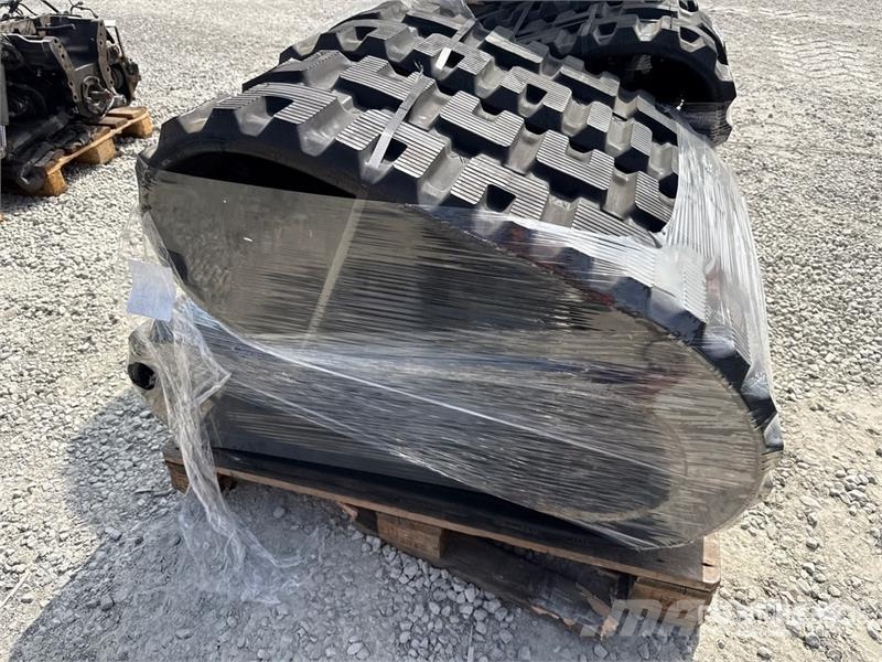 Quantity of (8) 400X86X58 PROFILO C Tracks (Unused Muut