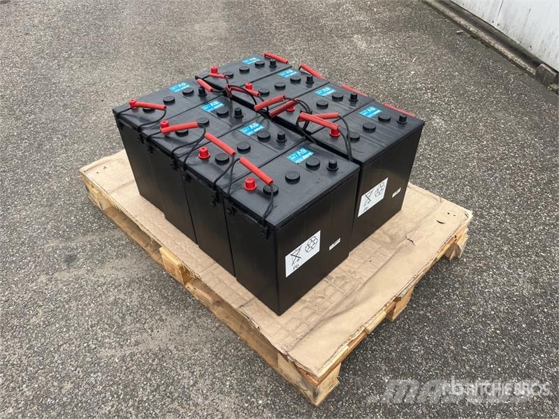 Quantity of (8) Bars J305 6V-360Ah Battery (Unused Andere Zubehörteile