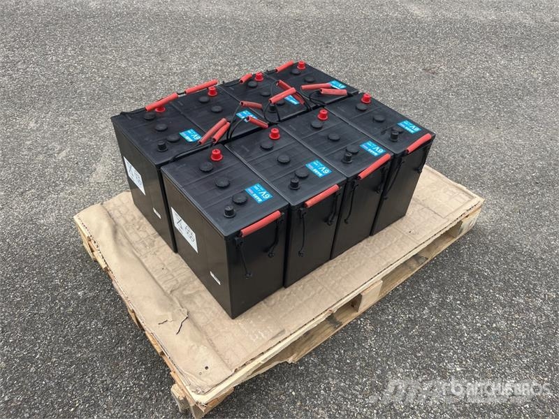 Quantity of (8) Bars J305 6V-360Ah Battery (Unused Andere Zubehörteile
