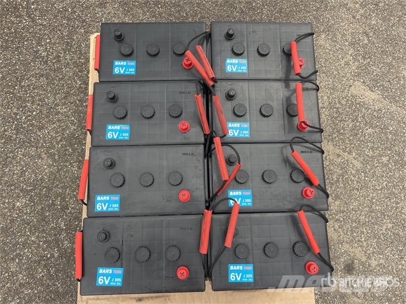 Quantity of (8) Bars J305 6V-360Ah Battery (Unused Andere Zubehörteile