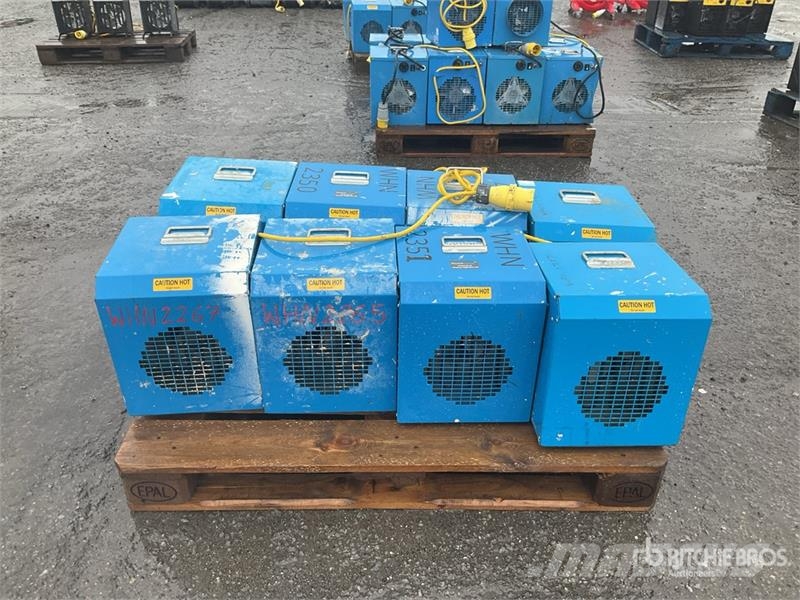  Quantity of (8) Space Heater معدات التسخين والإذابة