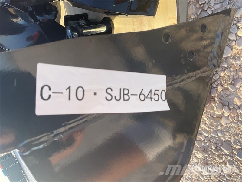 Quantity of (8) VICSEC VCA-8 Excavator Attachment Ďalšie komponenty
